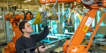 Streamline Operations with AI: Automation Tools for US Manufacturing - Cover Image